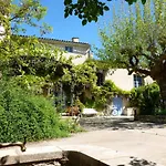 Belles D'hote, Spacieuses Et Paisibles, En Pays De Forcalquier Saint-Etienne-les-Orgues