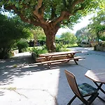住宿加早餐酒店 Belles D'hote, Spacieuses Et Paisibles, En Pays De Forcalquier