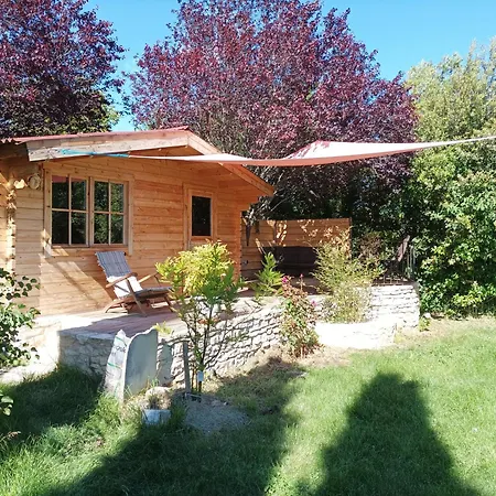 Belles D'hote, Spacieuses Et Paisibles, En Pays De Forcalquier
