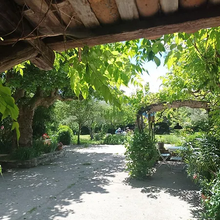 Belles D'hote, Spacieuses Et Paisibles, En Pays De Forcalquier 3* Saint-Étienne-les-Orgues