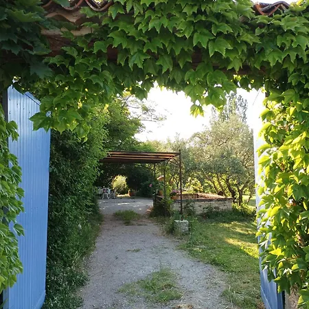 Belles D'hote, Spacieuses Et Paisibles, En Pays De Forcalquier לינה וארוחת בוקר Saint-Étienne-les-Orgues