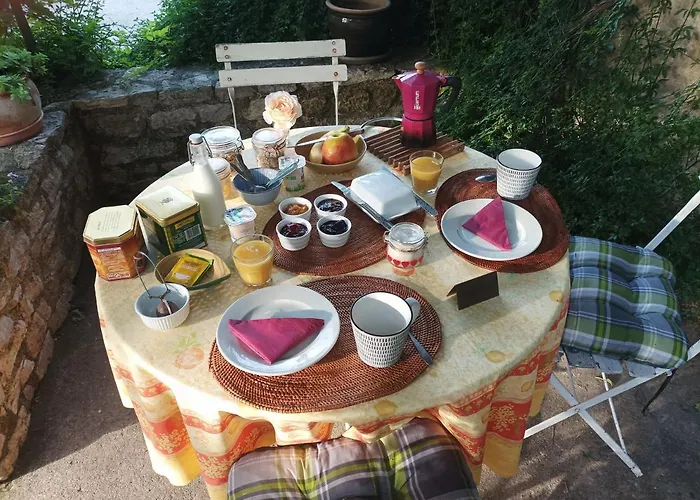 Bed & Breakfast Belles D'hote, Spacieuses Et Paisibles, En Pays De Forcalquier 3*