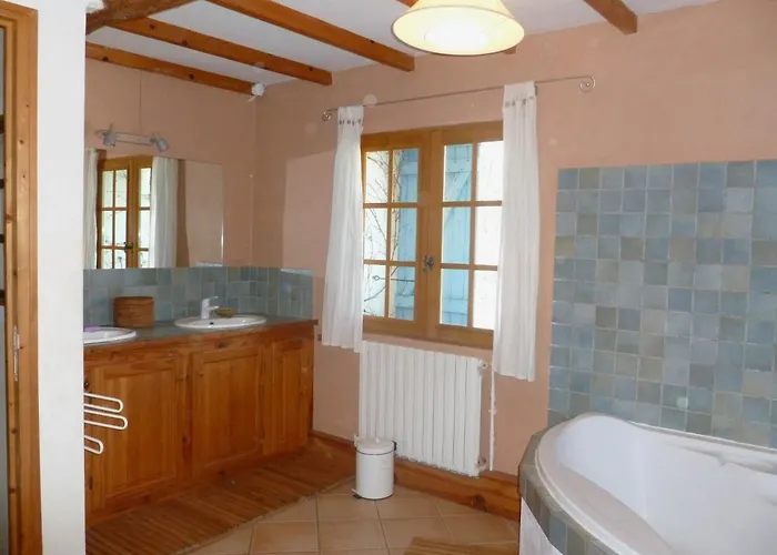 Bed & Breakfast Belles D'hote, Spacieuses Et Paisibles, En Pays De Forcalquier Saint-Etienne-les-Orgues